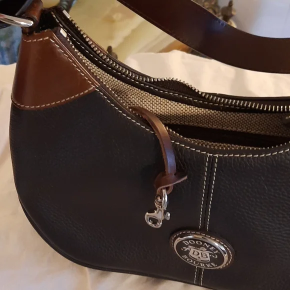 Dooney and Burke small hobo purse great condition , tags in pockets leather - Picture 9 of 12